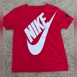 Nike Boys Red Active Wear Tee Size 5-6 Years